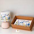 Gift set floral bunch (lamp/blanket) طقم هدية بتصميم الورد (بلانكت و إضاءة جانبية)