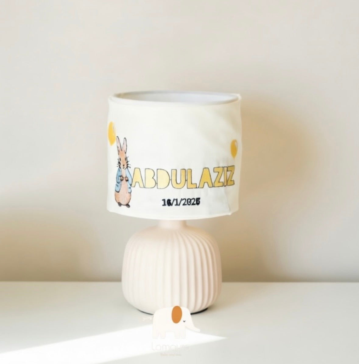 Bedside lamp rabbit design إضاءة جانبية تصميم الأرنب