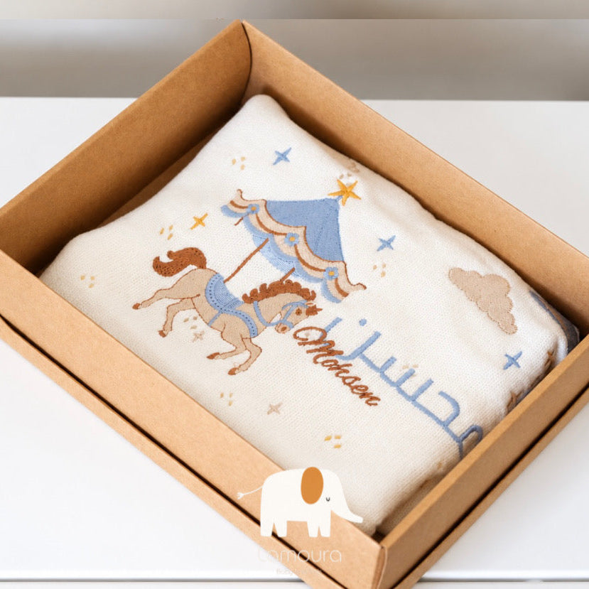 Blue horse design blanket غطاء بتصميم الحصان الأزرق